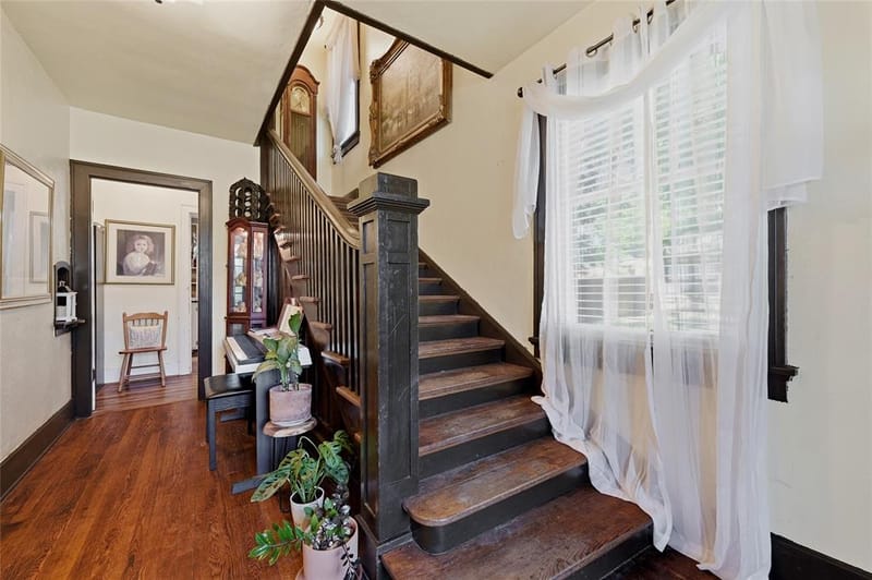 221 W 5th Street, Bonham TX 75418 - Photo 14