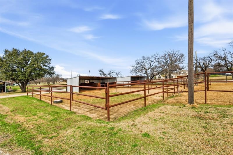 309 Sanders Road, Denton TX 76210 - Photo 34