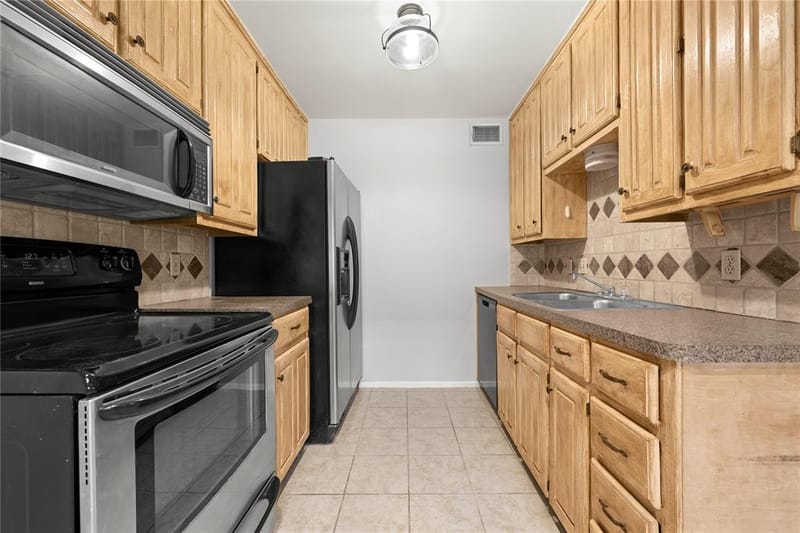 1214 Baylor Avenue # 111, Waco TX 76706 - Photo 14