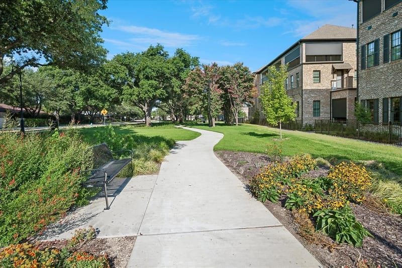 6019 Laurel Lane, Addison TX 75001 - Photo 18