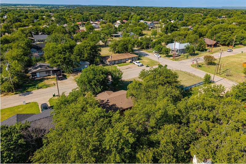 1205 SE 14th Street, Mineral Wells TX 76067 - Photo 33