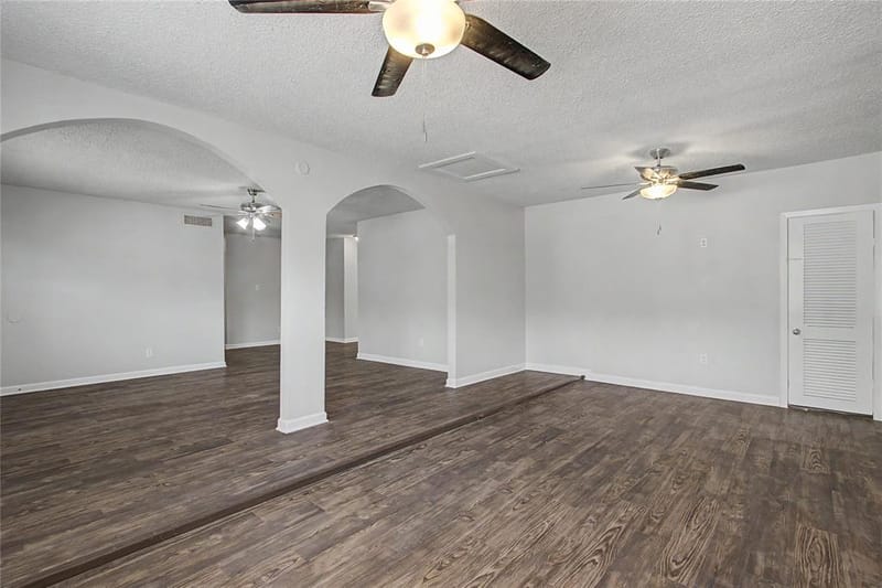 1205 SE 14th Street, Mineral Wells TX 76067 - Photo 8