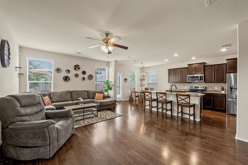 11116 Whitlock Drive, Lorena TX 76655 - Photo 6
