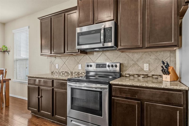 11116 Whitlock Drive, Lorena TX 76655 - Photo 11