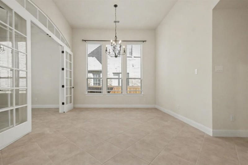 12236 Curry Creek Drive, Frisco TX 75035 - Photo 7