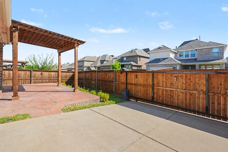 12236 Curry Creek Drive, Frisco TX 75035 - Photo 32
