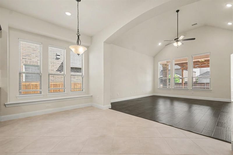 12236 Curry Creek Drive, Frisco TX 75035 - Photo 15
