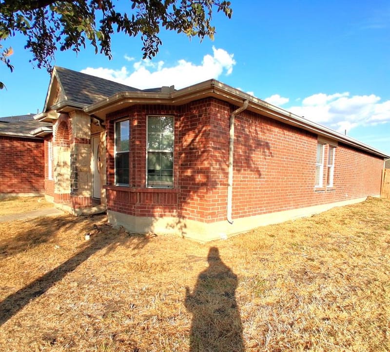 1200 Hampton Drive, Forney TX 75126 - Photo 2