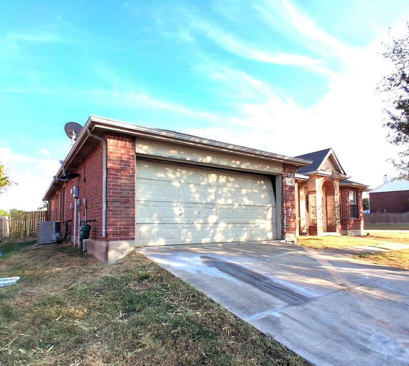 1200 Hampton Drive, Forney TX 75126 - Photo 3