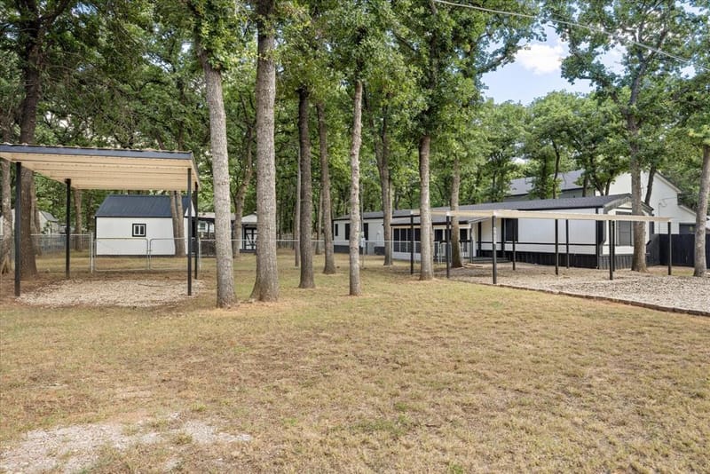 4617 Lyndi Lane, Granbury TX 76049 - Photo 5