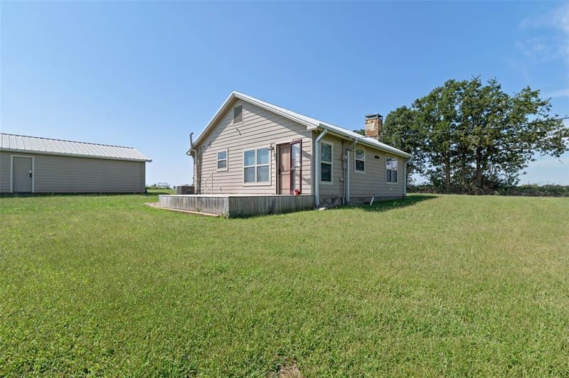 3200 County Road 155, Whitesboro TX 76273 - Photo 22