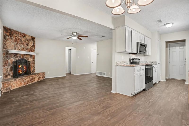 6641 Fair Meadows Drive, Watauga TX 76148 - Photo 9