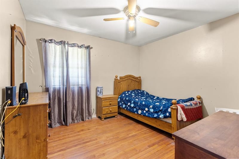 301 W Ridgewood Drive, Garland TX 75041 - Photo 7