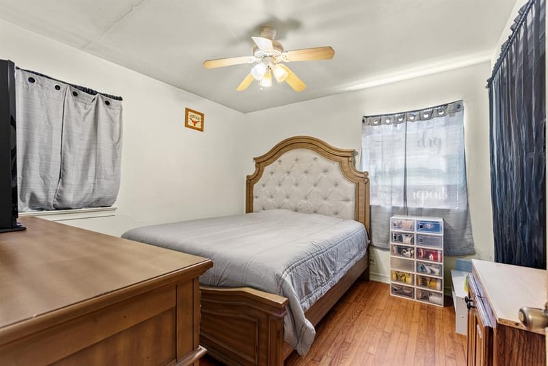 301 W Ridgewood Drive, Garland TX 75041 - Photo 5