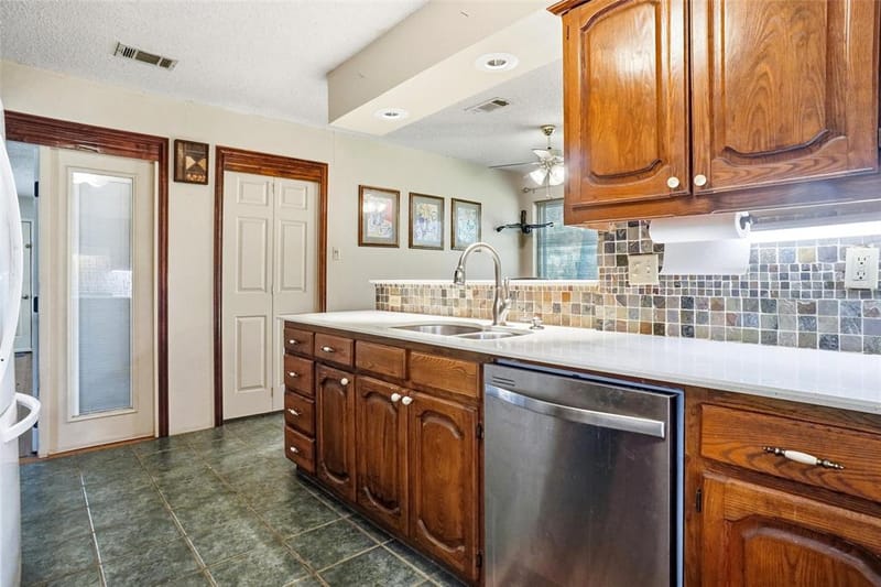 35 Hickory Hills Boulevard, Hickory Creek TX 75065 - Photo 11