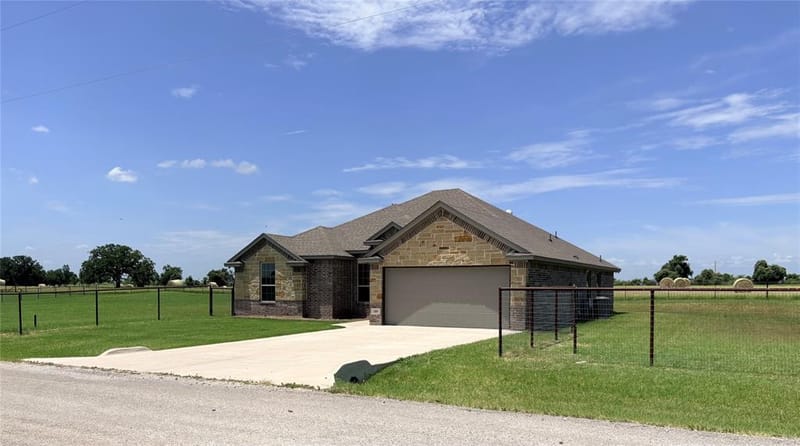 109 Cool Meadows Court, Millsap TX 76066 - Photo 38