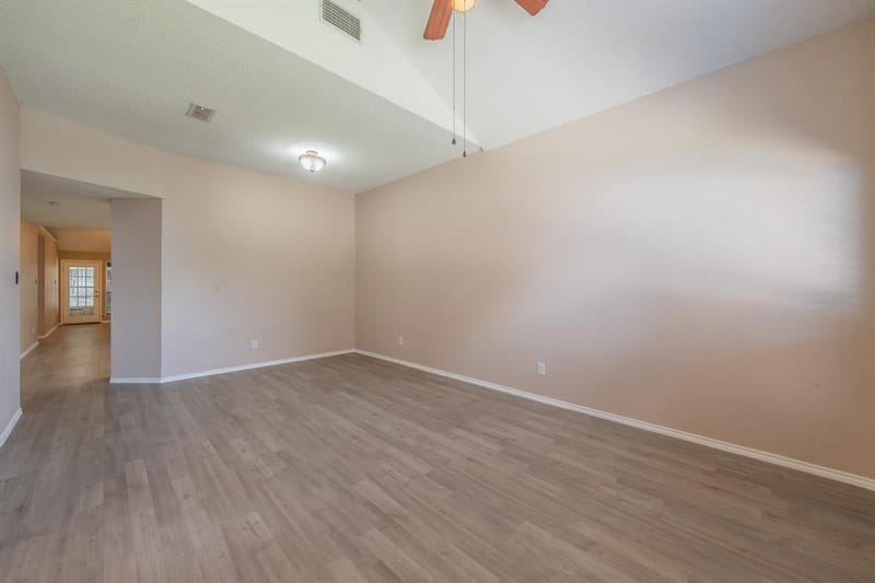 10212 Brea Canyon Road, Fort Worth TX 76108 - Photo 7