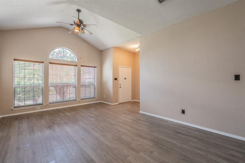 10212 Brea Canyon Road, Fort Worth TX 76108 - Photo 4