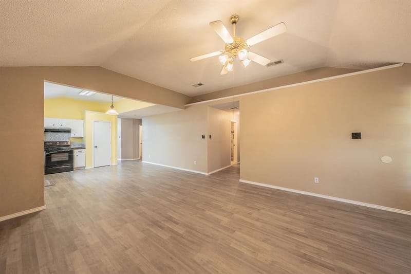 10212 Brea Canyon Road, Fort Worth TX 76108 - Photo 8