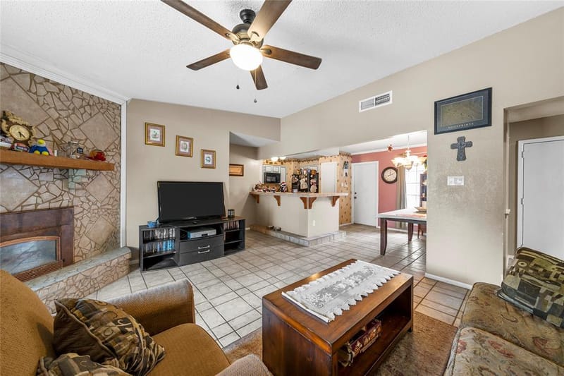 2105 Real Drive, Woodway TX 76712 - Photo 7