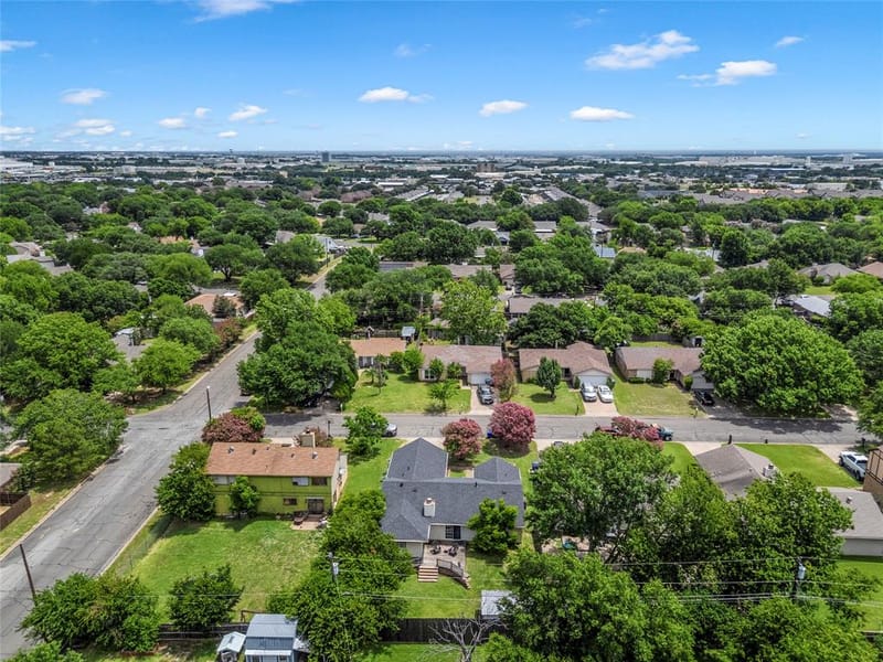 2105 Real Drive, Woodway TX 76712 - Photo 37