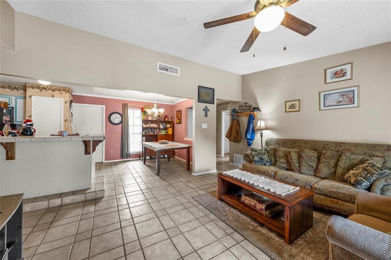 2105 Real Drive, Woodway TX 76712 - Photo 8