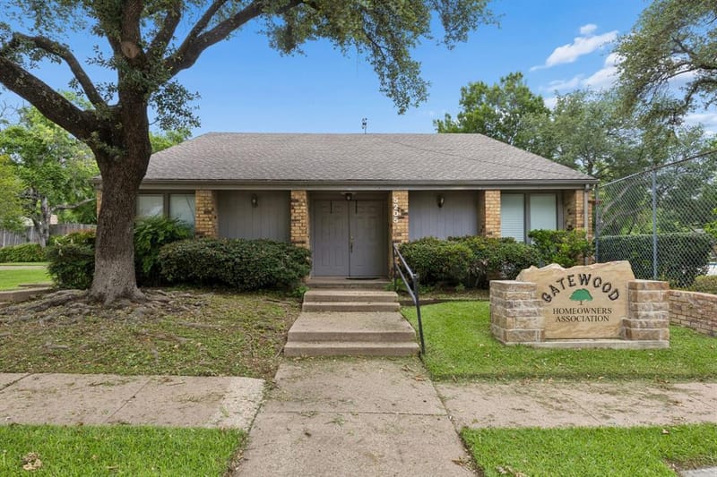 4921 Rollingwood Court, Garland TX 75043 - Photo 27