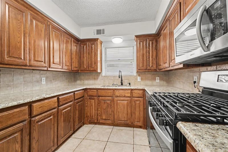1303 Charleston Drive, Garland TX 75041 - Photo 11