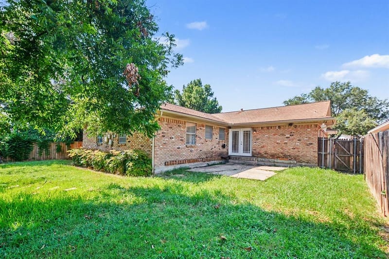 1303 Charleston Drive, Garland TX 75041 - Photo 29
