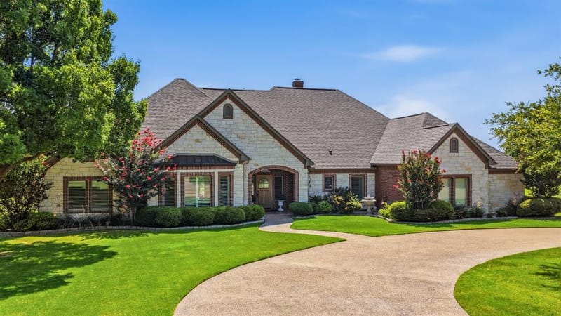 241 Pinnacle Peak Lane, Weatherford TX 76087 - Photo 5