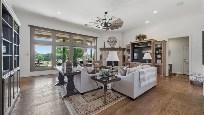 241 Pinnacle Peak Lane, Weatherford TX 76087 - Photo 10