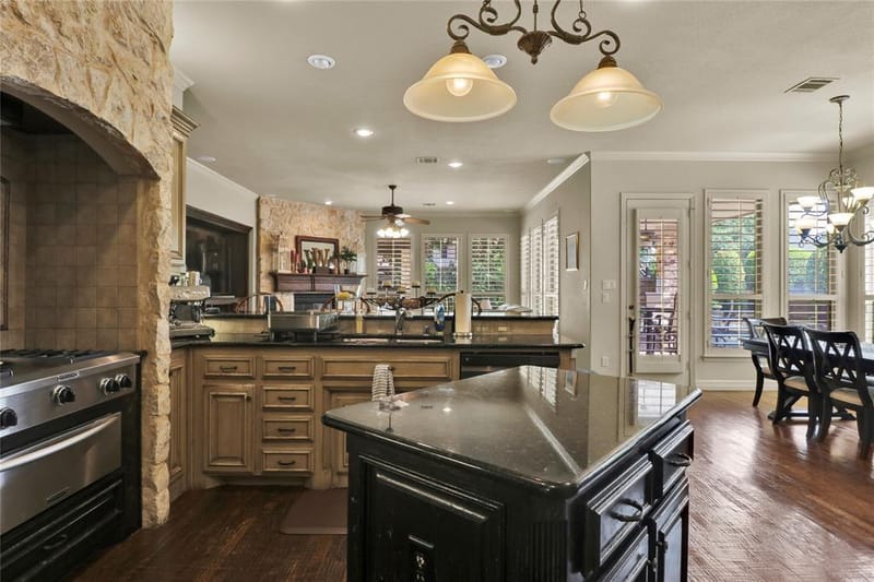400 Vintage Court, Colleyville TX 76034 - Photo 7