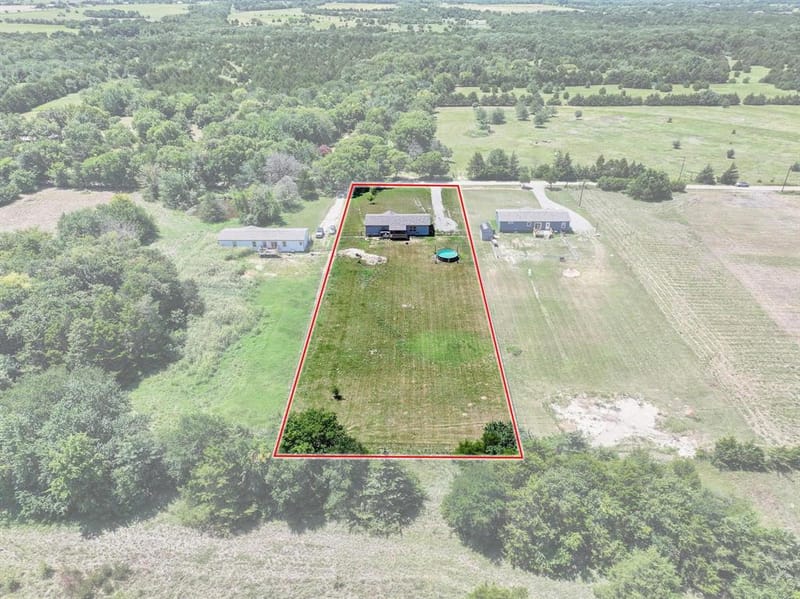 1235 County Road 1400, Ravenna TX 75476 - Photo 6