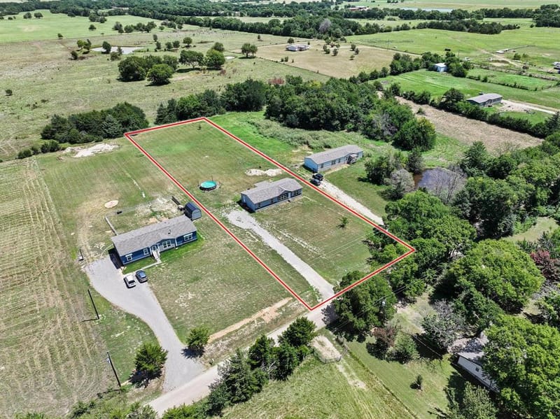 1235 County Road 1400, Ravenna TX 75476 - Photo 7