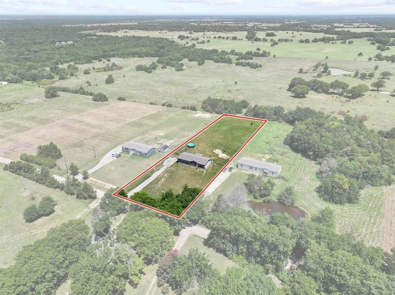1235 County Road 1400, Ravenna TX 75476 - Photo 3
