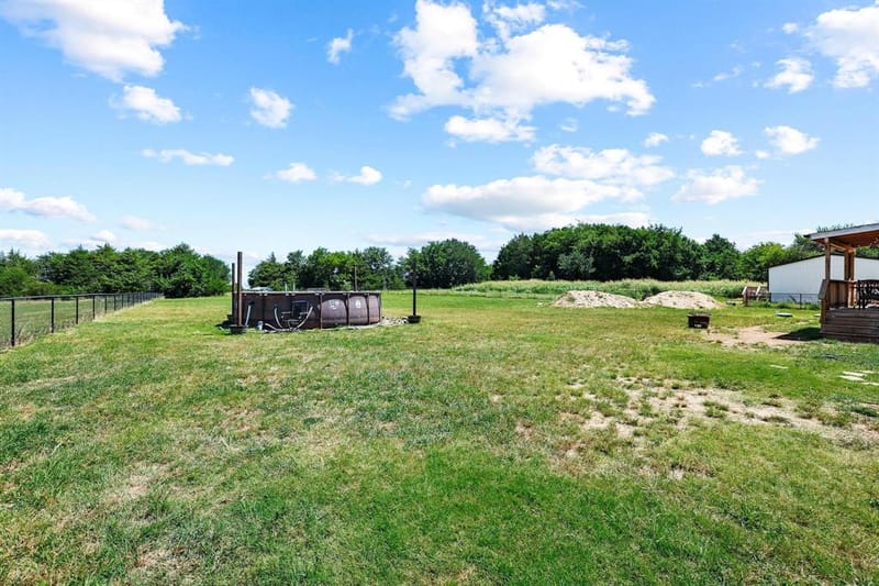 1235 County Road 1400, Ravenna TX 75476 - Photo 28