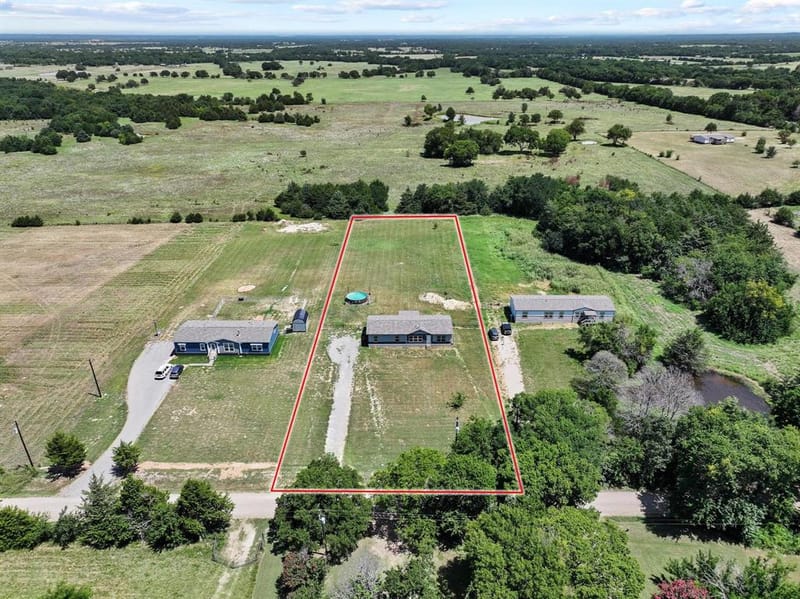 1235 County Road 1400, Ravenna TX 75476 - Photo 30