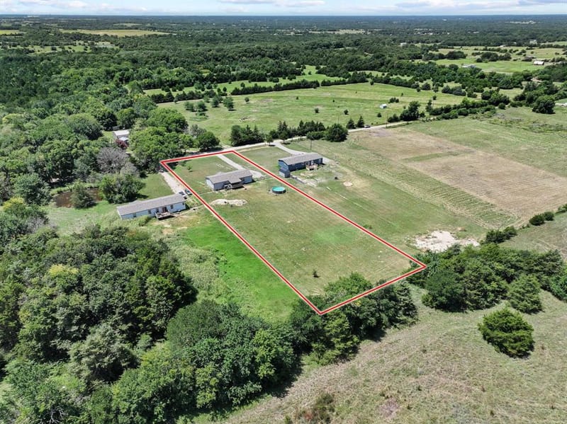 1235 County Road 1400, Ravenna TX 75476 - Photo 35