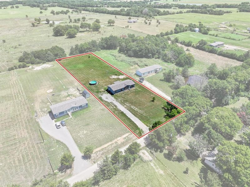 1235 County Road 1400, Ravenna TX 75476 - Photo 4