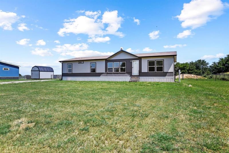 1235 County Road 1400, Ravenna TX 75476 - Photo 8