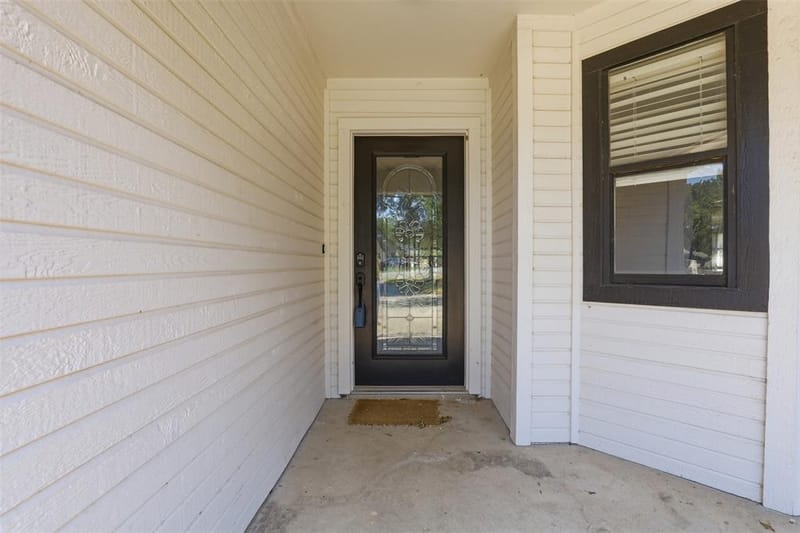 9705 Rosalie Court, Granbury TX 76049 - Photo 3