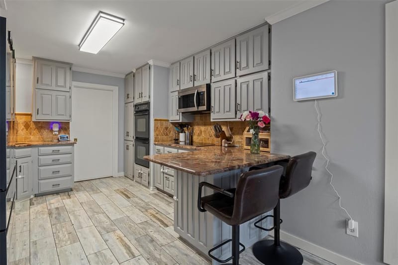 4812 Arabian Court, Arlington TX 76017 - Photo 8