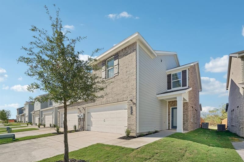944 Penrose, Cedar Hill TX 75104 - Photo 2