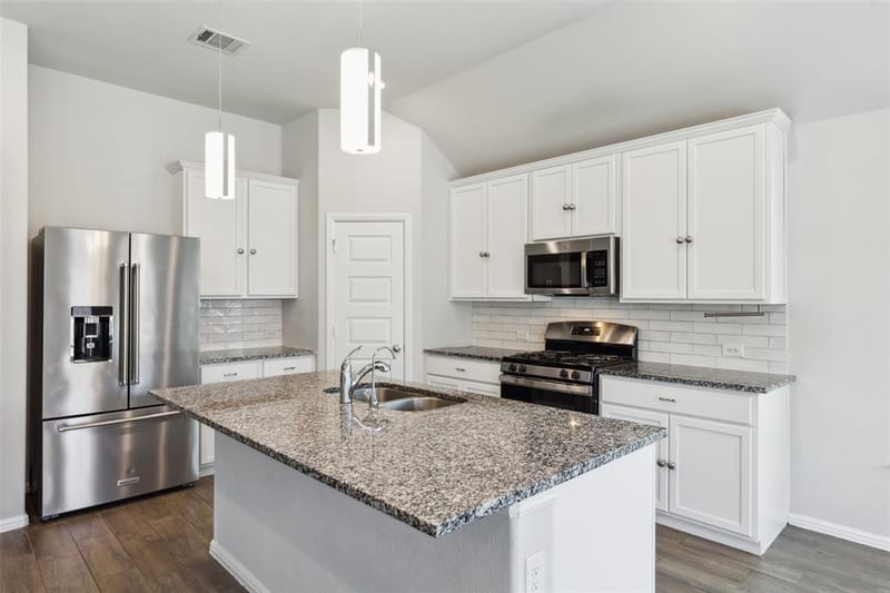 5933 Rostherne Drive, Celina TX 76227 - Photo 7