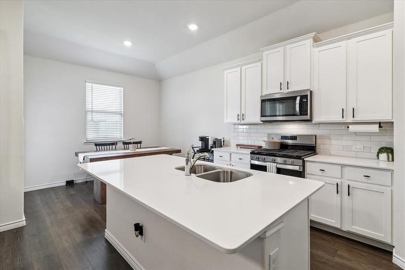 10330 Quail Pointe Road, Aubrey TX 76227 - Photo 7