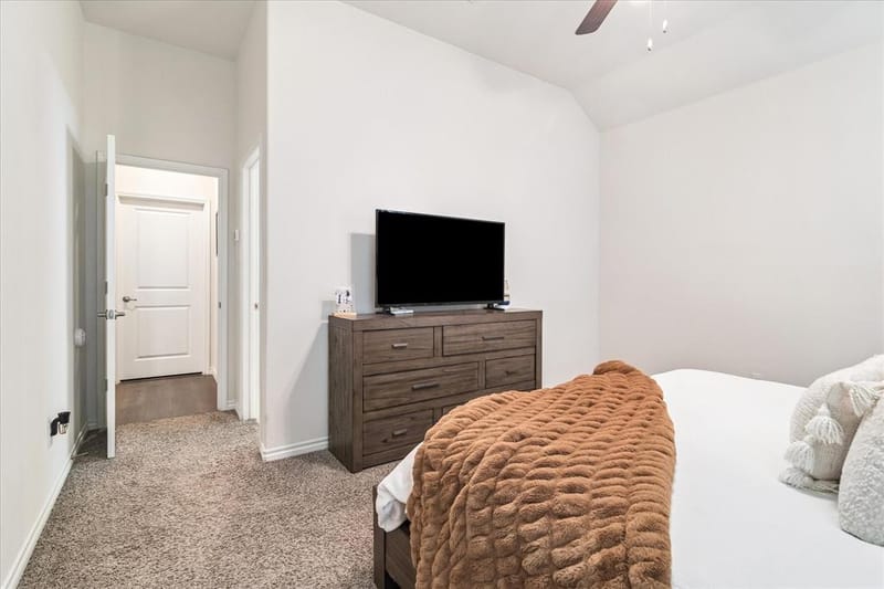 10330 Quail Pointe Road, Aubrey TX 76227 - Photo 15