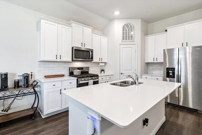 10330 Quail Pointe Road, Aubrey TX 76227 - Photo 8