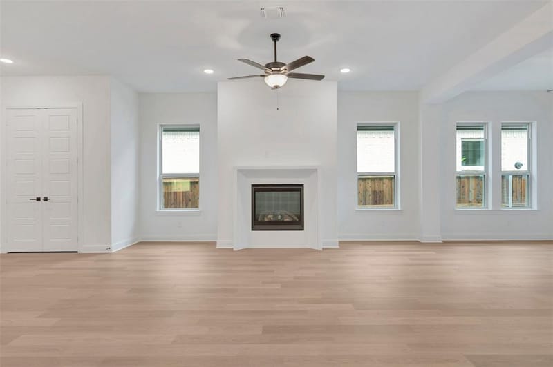2086 Spotted Fawn Drive, Arlington TX 76005 - Photo 12