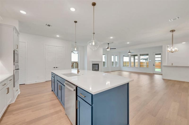 2086 Spotted Fawn Drive, Arlington TX 76005 - Photo 10