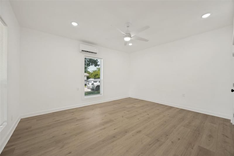 404 S Pearl Street, Trenton TX 75490 - Photo 10